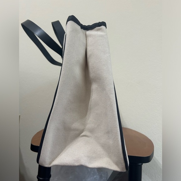Santa Barbara Tote Bag Cotton Canvas Leather Handles Black/White Christmas Vibes - Picture 4 of 15